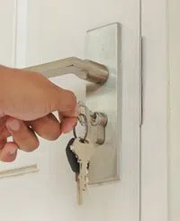 State Locksmith Services Bell, CA 323-741-3394 State Locksmith Services Bell, CA 323-741-3394